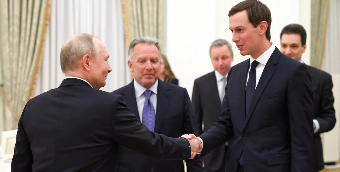 Putin Holds Late-Night Talks with US Envoys on Ukraine Peace Push